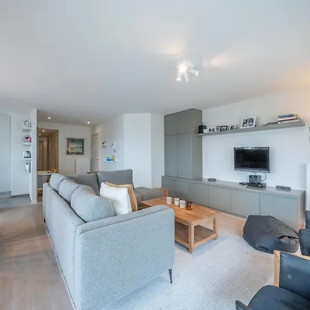 In Near The Кнокке-Хейст